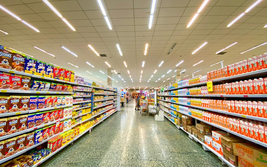 Allée d'un supermarché